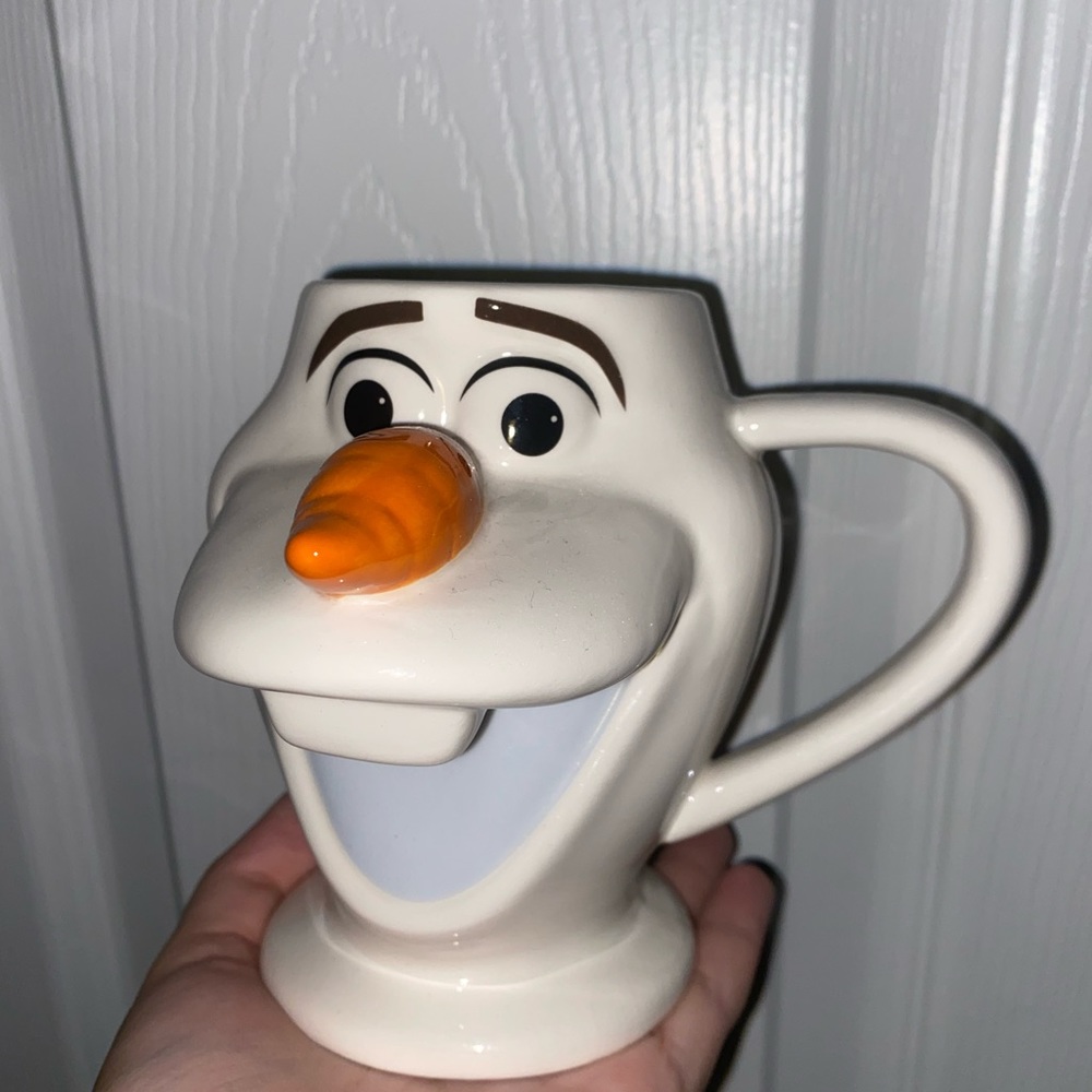 DISNEY OLAF mug